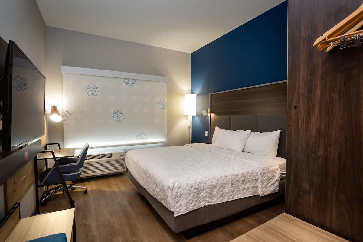 Decoración personalizada, muebles diferentes y escritorio