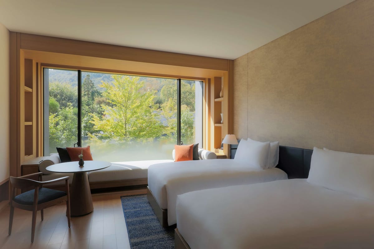 Ropa de cama de alta calidad y minibar