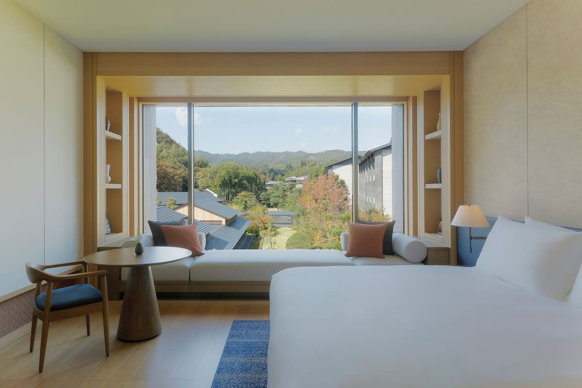 Ropa de cama de alta calidad y minibar
