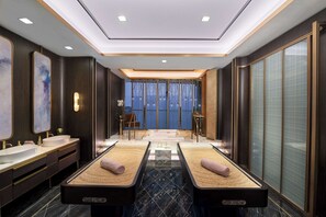 Couples treatment rooms, sauna, hot tub, steam room, Turkish bath - Waldorf Astoria Kuwait (Kuwait City)