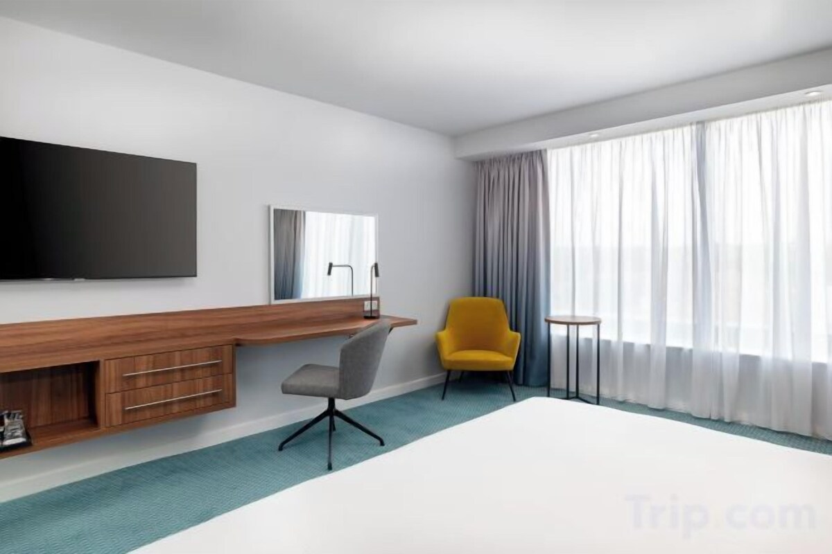 Queen Room with Sofa Bed