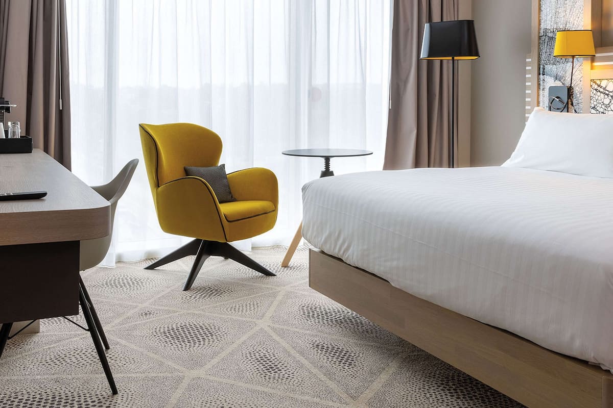 Hochwertige Bettwaren, Zimmersafe, laptopgeeigneter Arbeitsplatz