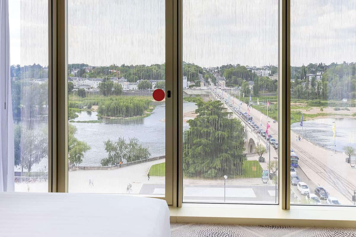 Hochwertige Bettwaren, Zimmersafe, laptopgeeigneter Arbeitsplatz