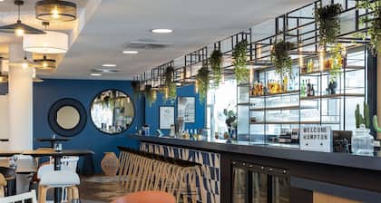 Hampton by Hilton Tours Centre
