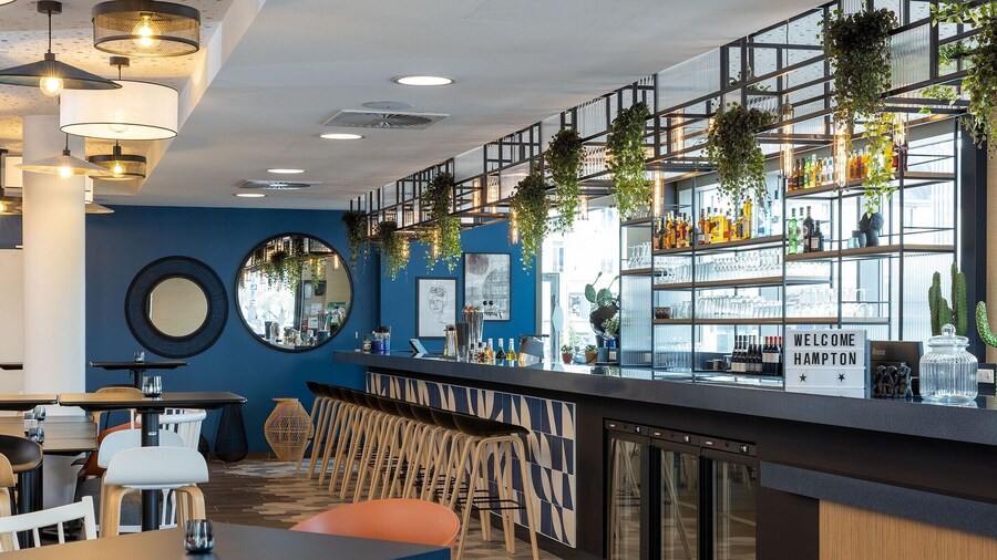 Hampton by Hilton Tours Centre