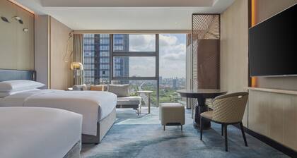 Hilton Yancheng