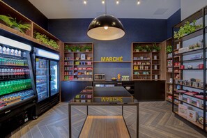 Snack bar