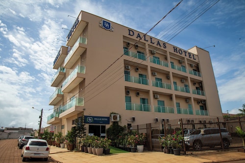 Dallas Hotel Premium