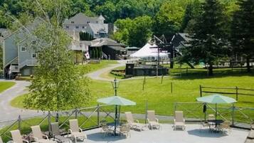 Piscine extérieure, piscine chauffée