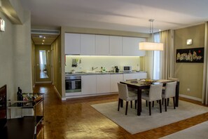 Apartment - 2 Bedrooms - Deluxe Apartment (Porto)