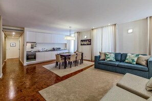 Apartment - 2 Bedrooms - Deluxe Apartment (Porto)