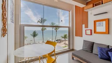 Apartment | Living area | TV
