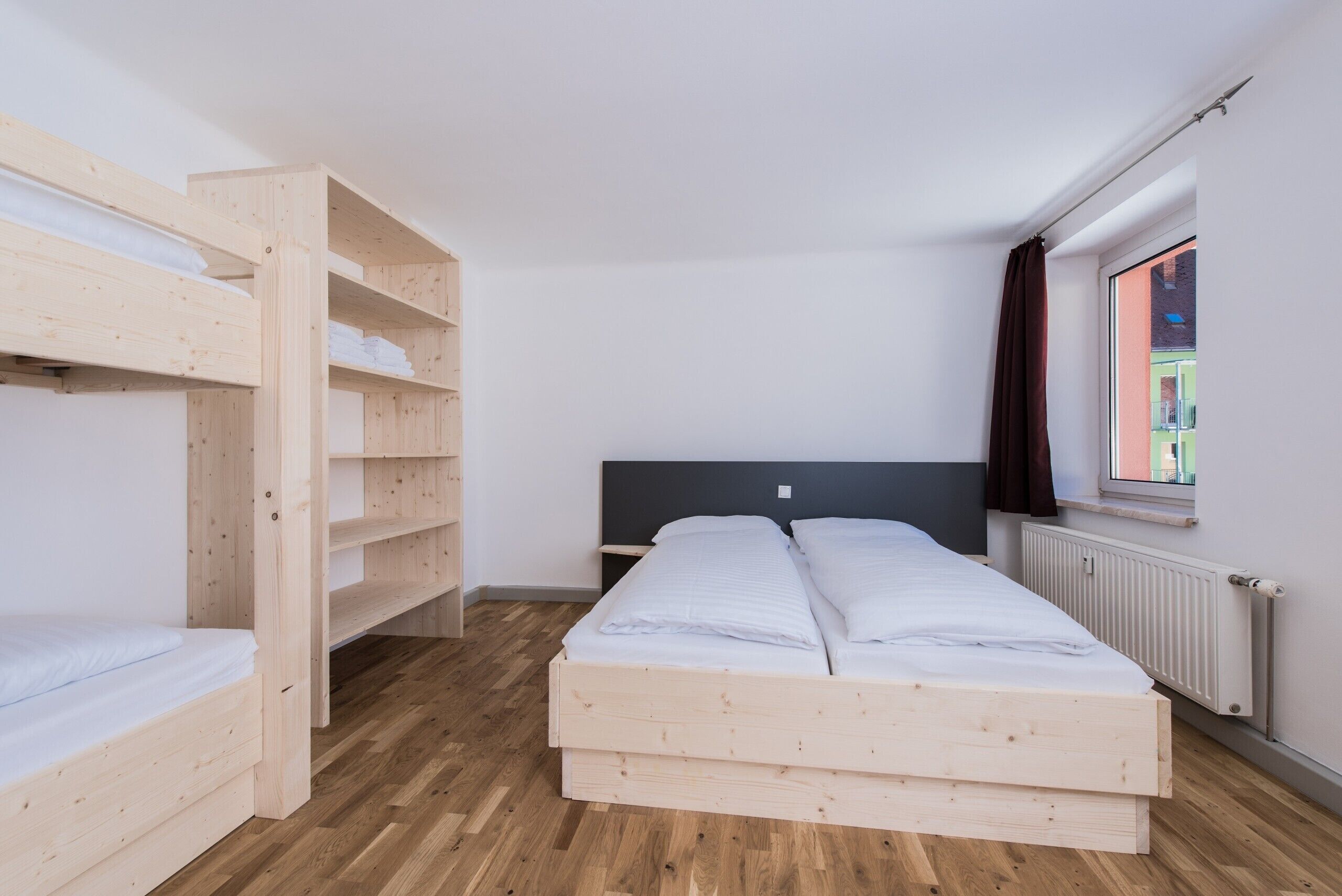 8 Schlafzimmer, kostenloses WLAN, Bettwäsche
