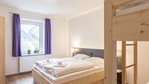 2 bedrooms, bed sheets - Comfort Apartment  (Eisenerz)