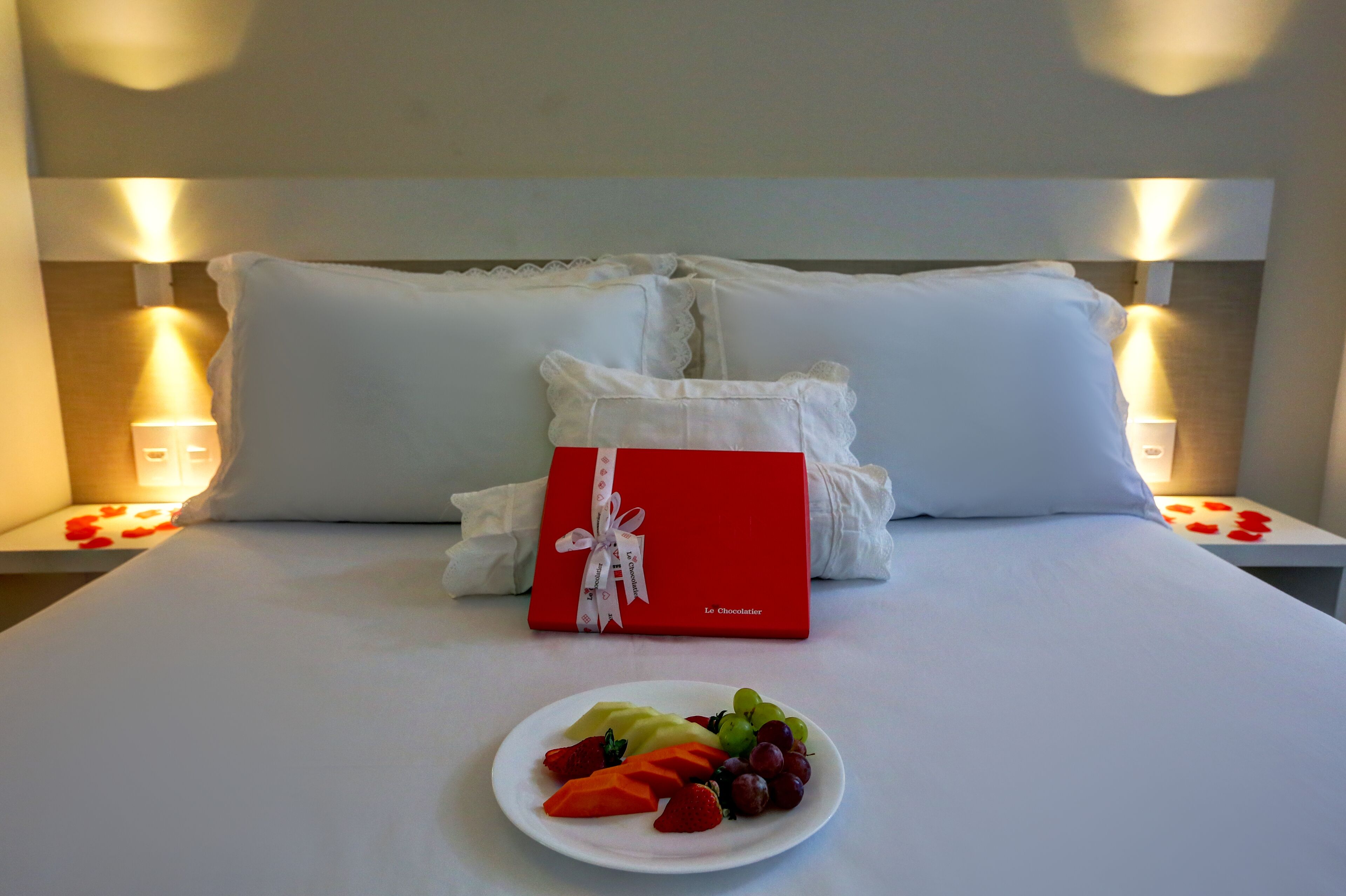 minibar, in-room safe, desk, free wifi