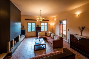 Maison Confort (Mazourka) | Coin séjour