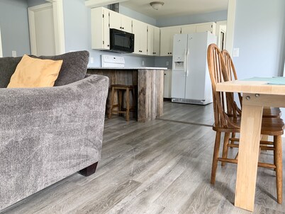 Family Getaway, Minutes away from Leland, Lake Leelanau, Suttons Bay