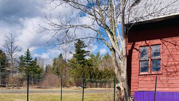 Enceinte de lâhĂ©bergement
