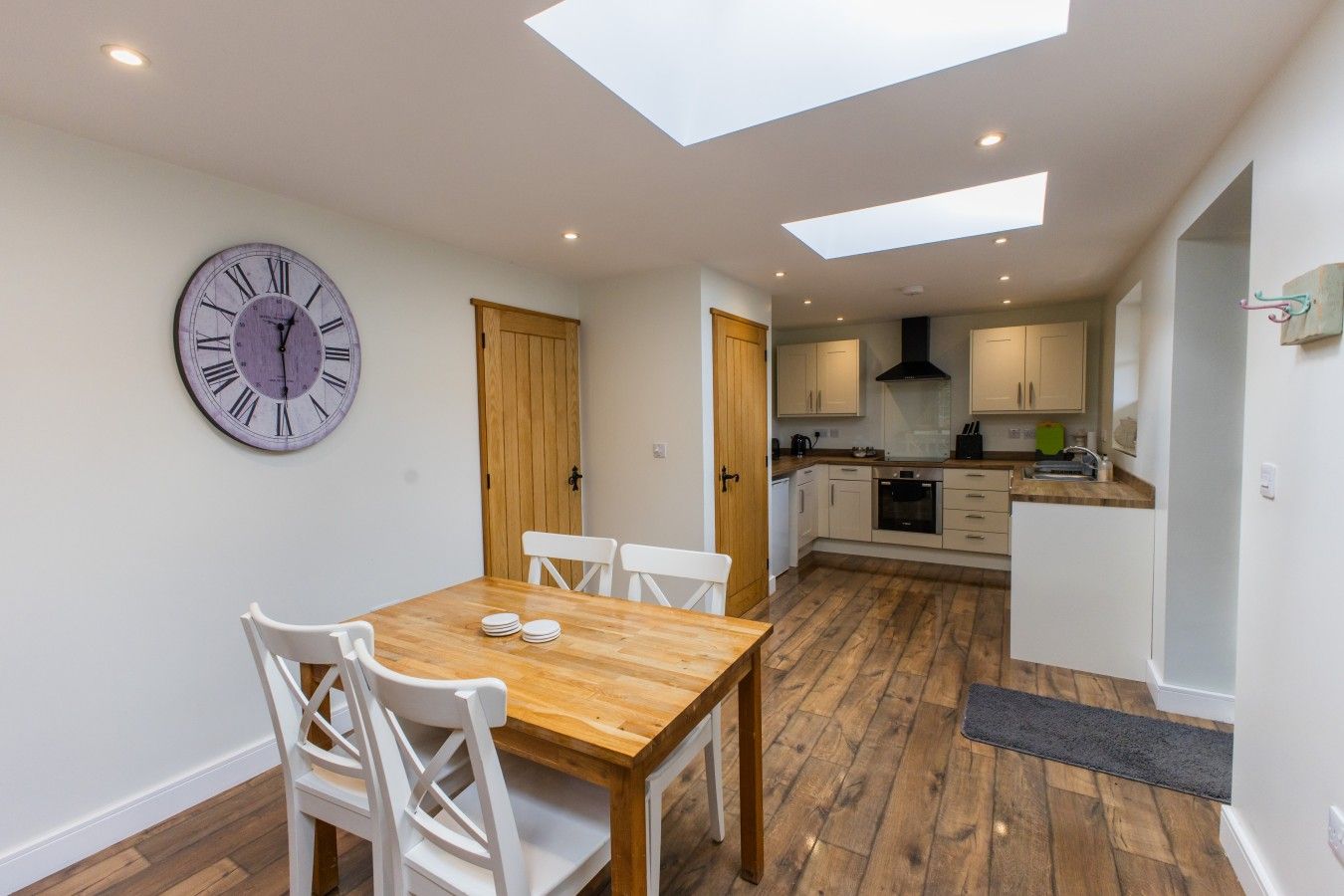 St Peter`s Cottage Dining Space