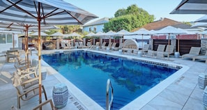 独立别墅, 多张床 (Seas the Day) | 泳池 | 室外游泳池