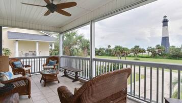 House, Multiple Beds (General George Marshall) | Balcony