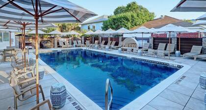 Captain's Quarters on Lafayette