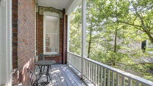 Balcony - Charlton On Lafayette (Savannah)