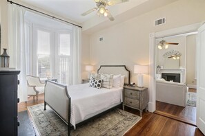 2 bedrooms