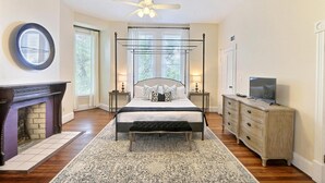 Room - Charlton On Lafayette (Savannah)