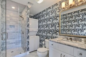 Bathroom - El Rey Collection 2 (Tybee Island)