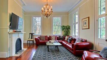 House, Multiple Beds (Forsyth Park West Mansion) | Living room
