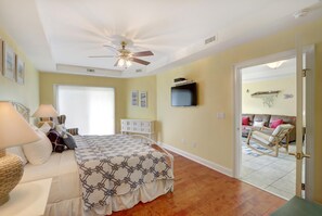Condo, Multiple Beds (Beachside Colony 615)