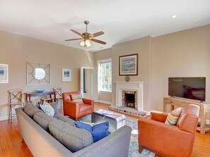 Condo, Multiple Beds (Collection on Liberty II) | Living room - Collection on Liberty II (Savannah)