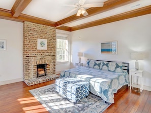 Condo, Multiple Beds (Collection on Liberty)