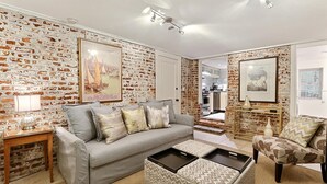 Apartment, 1 Queen Bed (Garden on Jones) | Living room - Garden on Jones (Savannah)