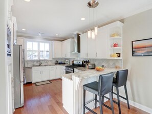 獨棟房屋, 多張床 (Cedar House on Tybee) | 私人廚房