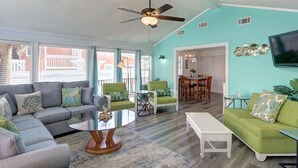 House, Multiple Beds (Sea Oats Cottage) | Living room - Sea Oats Cottage (Tybee Island)