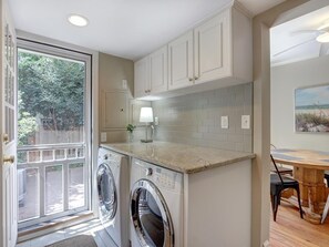 Condo, 2 Queen Beds (Lavender on Perry) | Private kitchen - Lavender on Perry (Savannah)