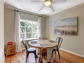 Condo, 2 Queen Beds (Lavender on Perry) | Private kitchen