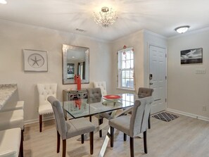 Condo, Multiple Beds (Sweet Location with Sophistication) | Private kitchen