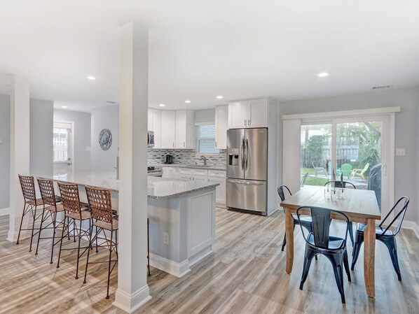 House, Multiple Beds (Tybee Dreamin) | Private kitchen