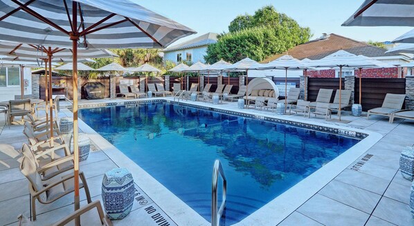 Huoneisto, useita sänkyjä (Elsewhere on Madison Square Main) | Uima-allas