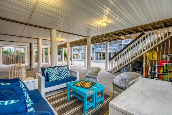 House, Multiple Beds (Not Renting - Beach Haven Estate) | Living room