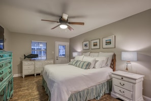 House, Multiple Beds (Not Renting - Beach Haven Estate)