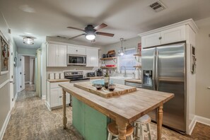 House, Multiple Beds (Not Renting - Beach Haven Estate) | Private kitchen