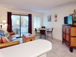 Condo, Multiple Beds (Emily's Retreat) | Living room