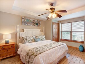 2 bedrooms - One Particular Harbor (Tybee Island)