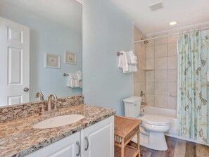 Condo, varias camas (Silver Shores Unit 6) | Baño