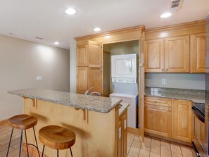 Apartment, Mehrere Betten (Tybee Beach Club 123) | Eigene Küche