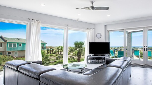 Apartamento, varias camas (Ocean View Modern) | Sala de estar